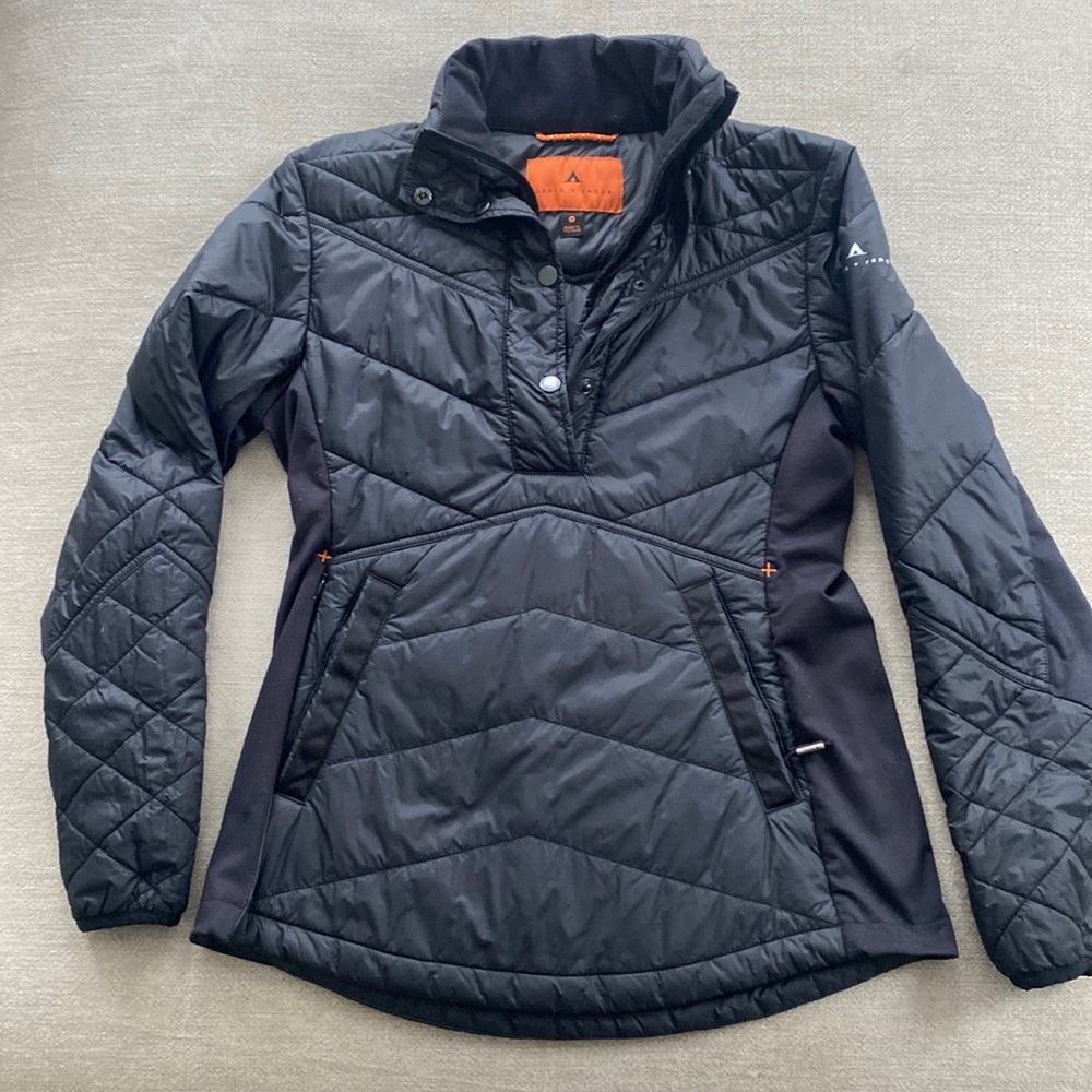 Basin and Range women’s pullover